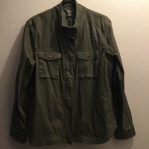 New natural reflections green embroidered jacket size XL